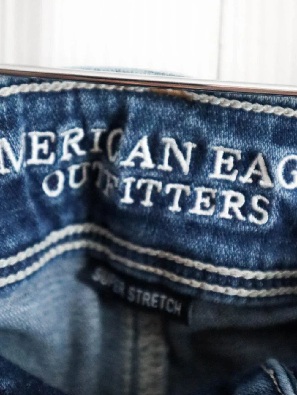 American Eagle Y2K Kick Butt Super Stretch Low Rise Boot Cut Jeans 28